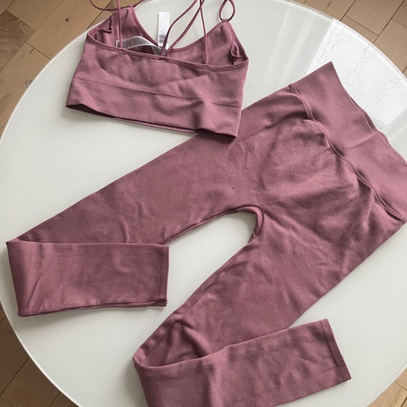 Work out set size XS - Picture 2 of 5